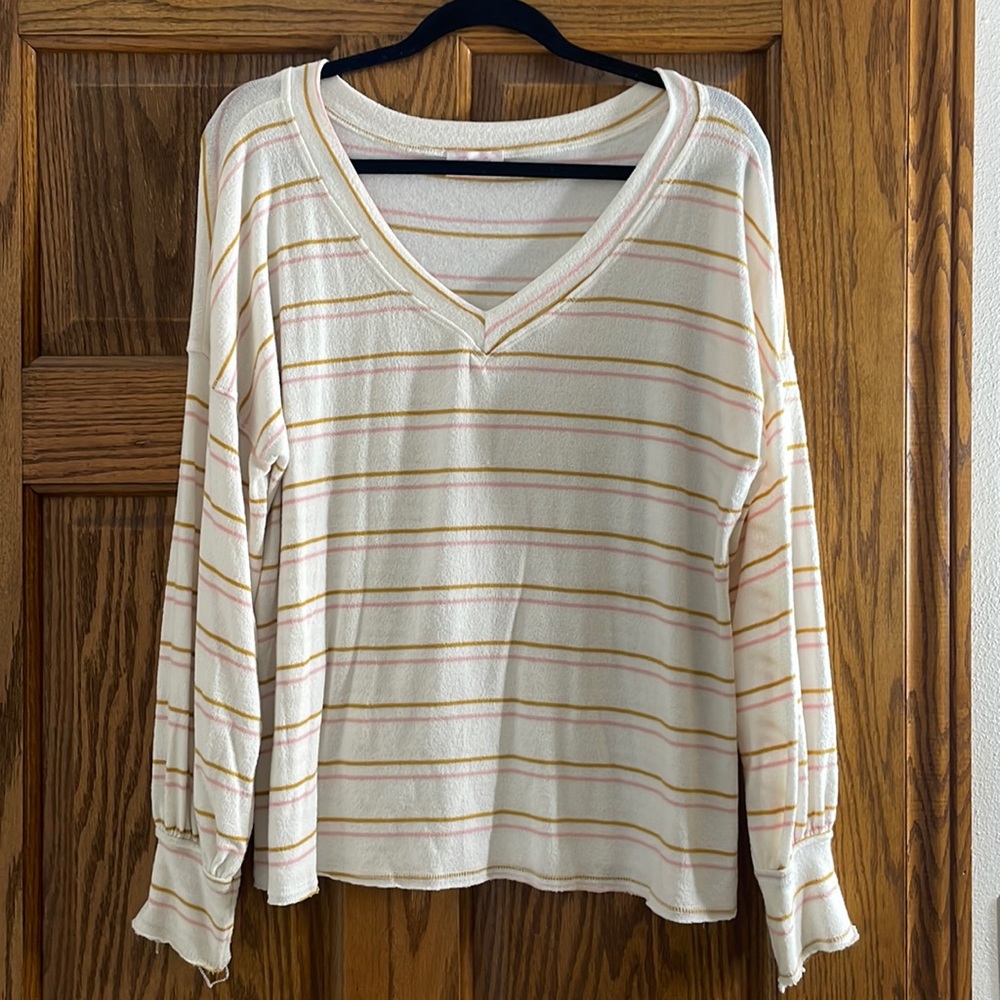 Beautiful cream lightweight sweater with gold and rust stripes